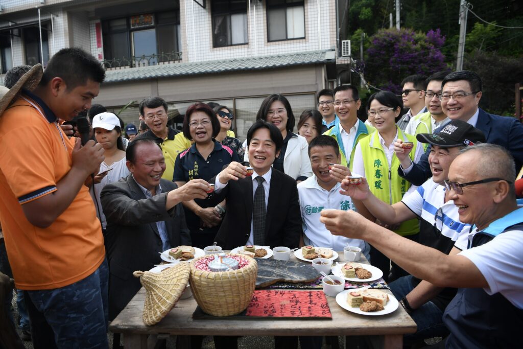 Premier Lai inspects rural regeneration programs in Miaoli