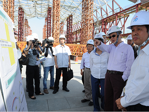 Premier Chen inspects Kaohsiung convention center